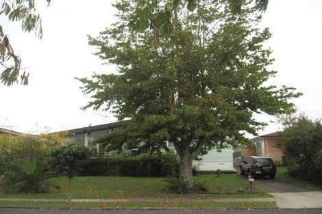 Photo of property in 72 Walworth Avenue, Pakuranga Heights, Auckland, 2010