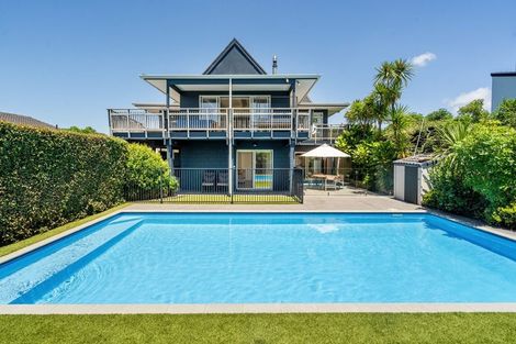 Photo of property in 22 Summit Drive, Torbay, Auckland, 0630