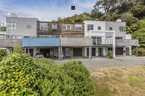 Photo of property in 17 Saddleback Grove, Karori, Wellington, 6012