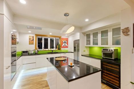 Photo of property in 93 Marine Parade, Paraparaumu Beach, Paraparaumu, 5032