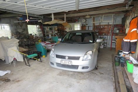 Photo of property in 33 Orowaiti Road, Westport, 7825