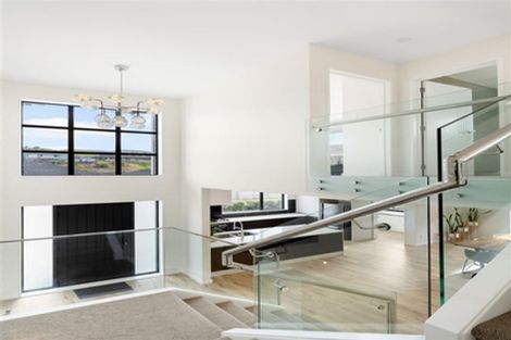 Photo of property in 9 Kahu Close, Orewa, 0931