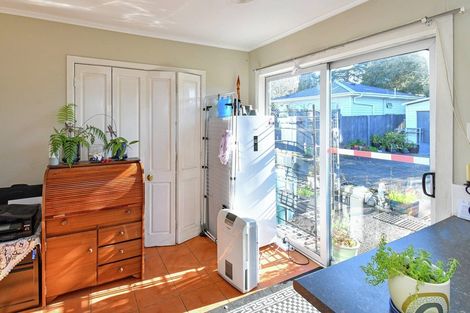 Photo of property in 18 Mcannalley Street, Manurewa East, Auckland, 2102