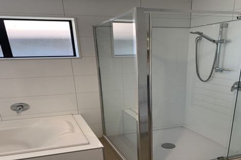 Photo of property in 9 Irving Place, Hobsonville, Auckland, 0616