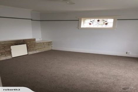 Photo of property in 17 Hargreaves Street, Mount Cook, Wellington, 6021