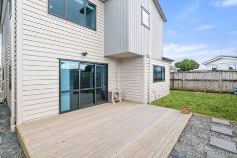 Photo of property in 37d Sheehan Avenue, Papakura, 2110