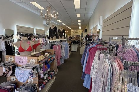 Photo of property in 108 Heretaunga Street, Palmerston North, 4414