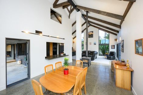 Photo of property in 151 Summerhill Drive, Fitzherbert, Palmerston North, 4410