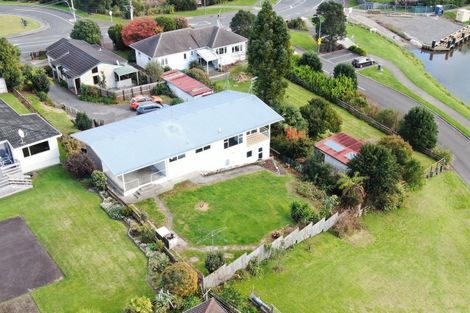 Photo of property in 4 Beach Road, Katikati, 3129