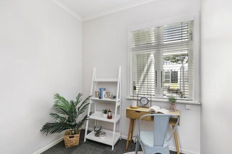 Photo of property in 29 Palm Avenue, Lyall Bay, Wellington, 6022