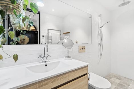 Photo of property in The Sands Apartments, 13/47 The Strand, Takapuna, Auckland, 0622