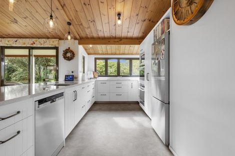 Photo of property in 37 Flint Road West, Stratford, 4332