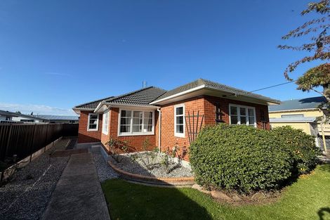 Photo of property in 5 Queen Street, Brighton, Dunedin, 9035