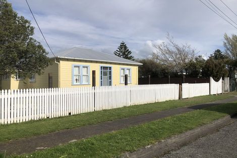 Photo of property in 17 Waite Street, Featherston, 5710