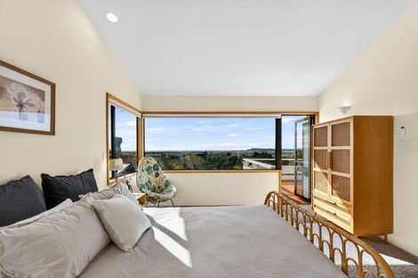 Photo of property in 79 Poraiti Road, Poraiti, Napier, 4182