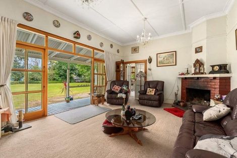 Photo of property in 7 Calico Line, Marton, 4710