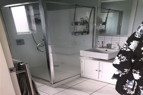 Photo of property in 46u1 Bracken Road, Paparangi, Wellington, 6037
