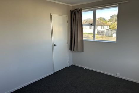 Photo of property in 4 Lincoln Grove, Cannons Creek, Porirua, 5024
