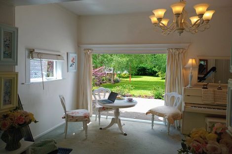 Photo of property in 86 Grey Street, Woodville, 4920