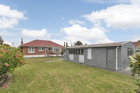 Photo of property in 126 Hutchinson Avenue, New Lynn, Auckland, 0600