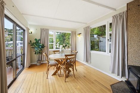 Photo of property in 44 Acheron Road, Paremata, Porirua, 5026