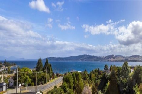 Photo of property in 36 Shepherd Road, Waipahihi, Taupo, 3330