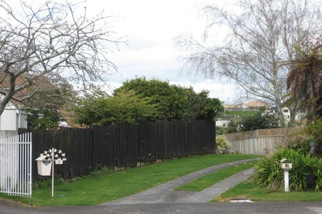 Photo of property in 42 Endeavour Avenue, Welcome Bay, Tauranga, 3112