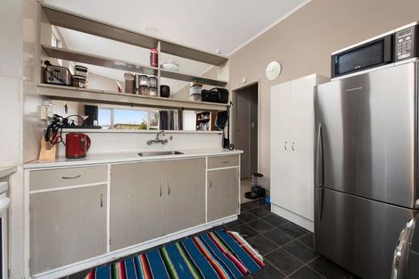 Photo of property in 571f2- Fergusson Drive, Trentham, Upper Hutt, 5018