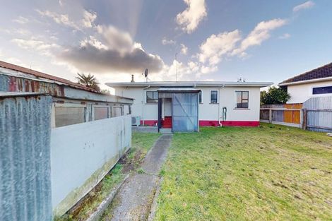 Photo of property in 41 Hood Street, Castlecliff, Whanganui, 4501