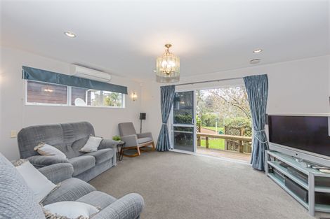 Photo of property in 2/26 Elliott Avenue, Bayview, Auckland, 0629