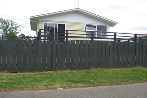 Photo of property in 46 Mascot Avenue, Mangere, Auckland, 2022
