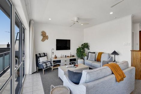 Photo of property in 11b Hine Street, New Plymouth, 4310