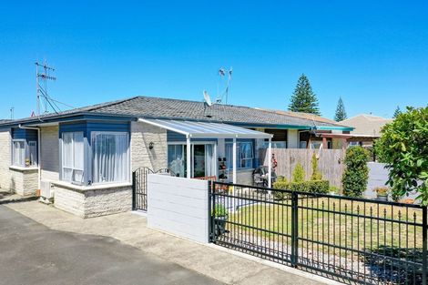Photo of property in 2/77 Goulstone Road, Whakatane, 3120
