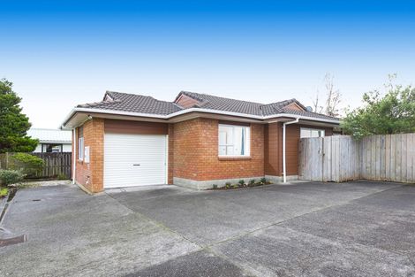 Photo of property in 5 Newington Road, Henderson, Auckland, 0612