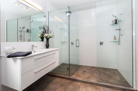 Photo of property in 8 Davaar Crescent, Broomfield, Christchurch, 8042