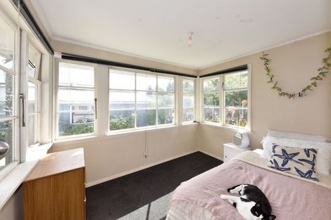 Photo of property in 15 Defoe Place, Waltham, Christchurch, 8023