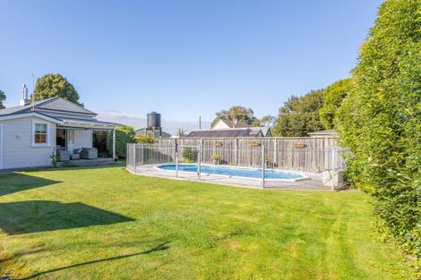 Photo of property in 3 Miller Street, Otane, 4202