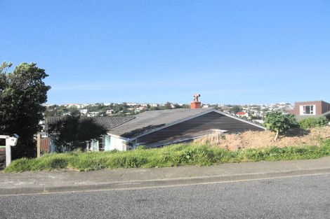 Photo of property in 25 Terrace Road, Titahi Bay, Porirua, 5022