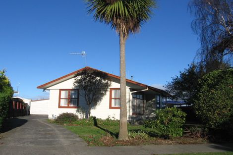 Photo of property in 71 Apollo Parade, Milson, Palmerston North, 4414