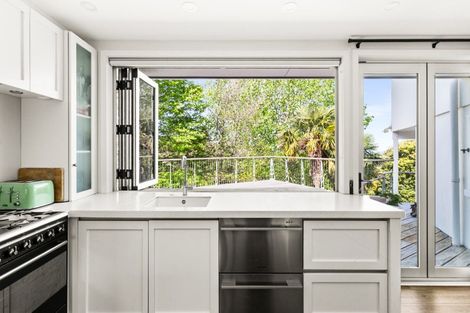 Photo of property in 33 Simla Terrace, Hospital Hill, Napier, 4110