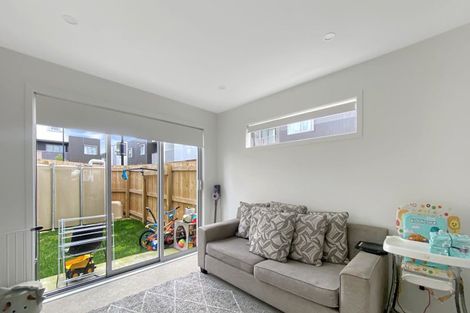 Photo of property in 2 Ngae Place, Mangere East, Auckland, 2024