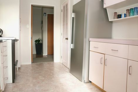 Photo of property in 2/1 Glengowan Place, Conifer Grove, Takanini, 2112