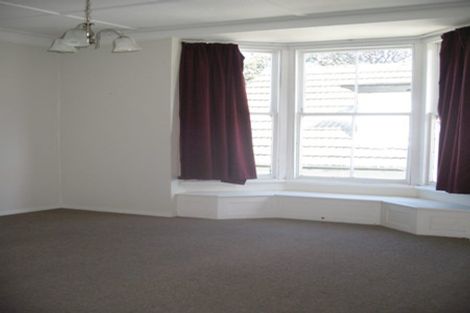 Photo of property in 3-5 Knoll Street, Island Bay, Wellington, 6023