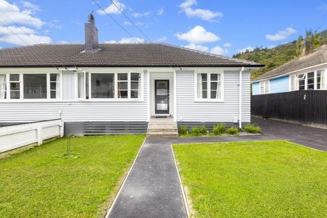 Photo of property in 68 Judd Crescent, Naenae, Lower Hutt, 5011