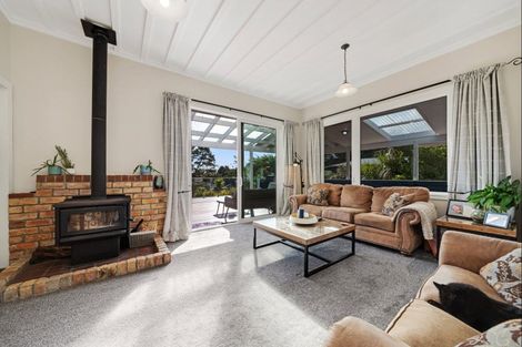 Photo of property in 176 Wishart Road, Helensville, 0875