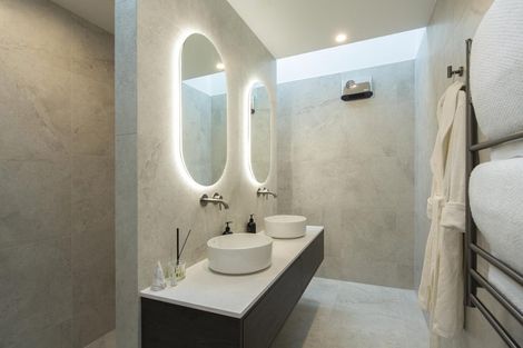 Photo of property in 22 Mcadam Drive, Jacks Point, Queenstown, 9371