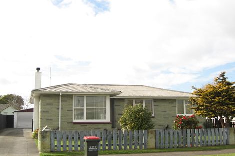 Photo of property in 77 Lipscombe Crescent, Havelock North, 4130