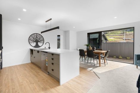Photo of property in 7 Tapley Close, Halfway Bush, Dunedin, 9010