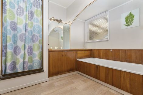 Photo of property in 38 Corlett Street, Utuhina, Rotorua, 3015
