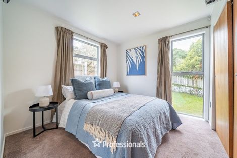 Photo of property in 3 Lone Tree Grove, Kelson, Lower Hutt, 5010